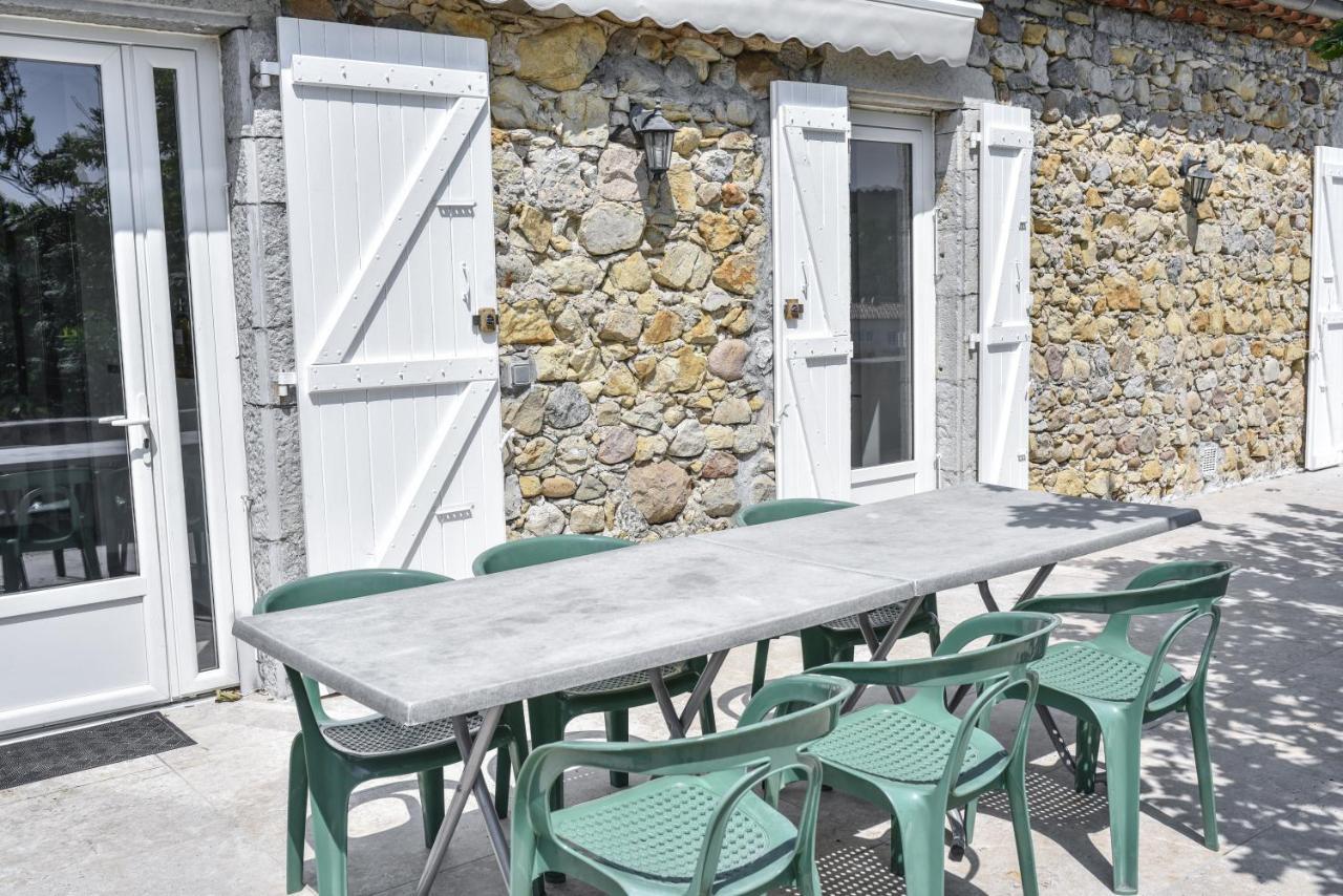 Chateau De Chaussy Ruoms Exterior photo