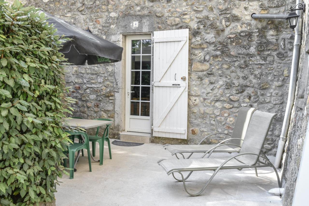Chateau De Chaussy Ruoms Exterior photo